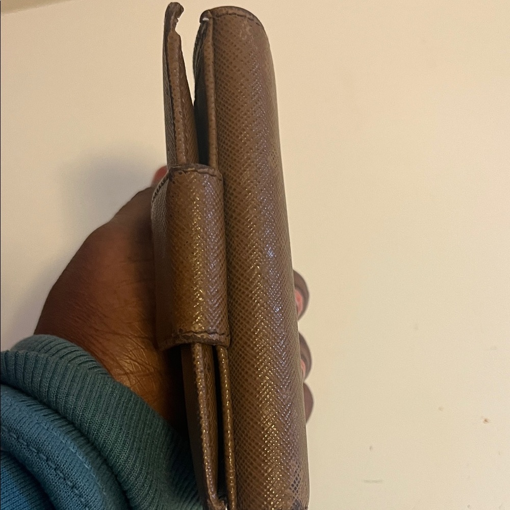 Preowned Prada Brown Wallet - Picture 9 of 13